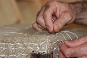 couture des garnitures en crin